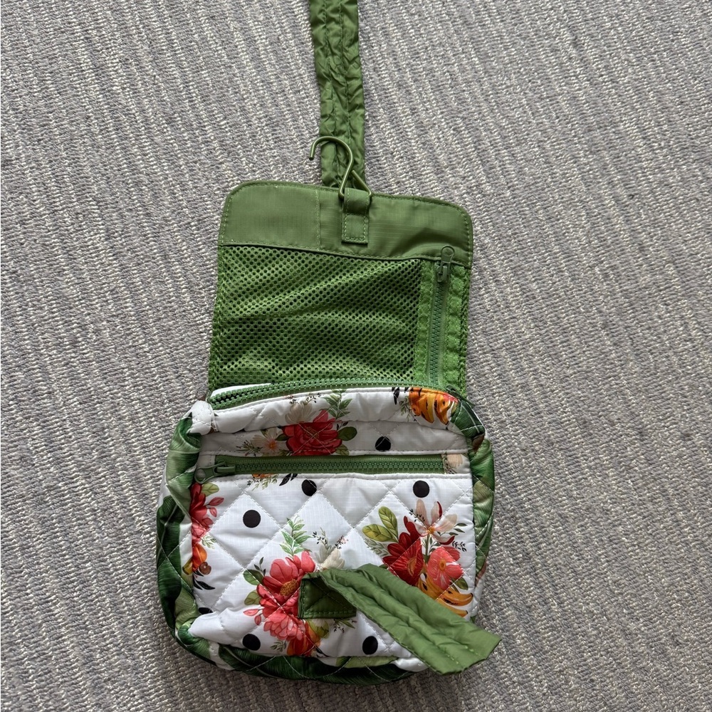 Farm Rio Hanging Travel Bag - Picture 2 of 3